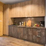 Pod Giewontem Lux&spa * זקופאנה